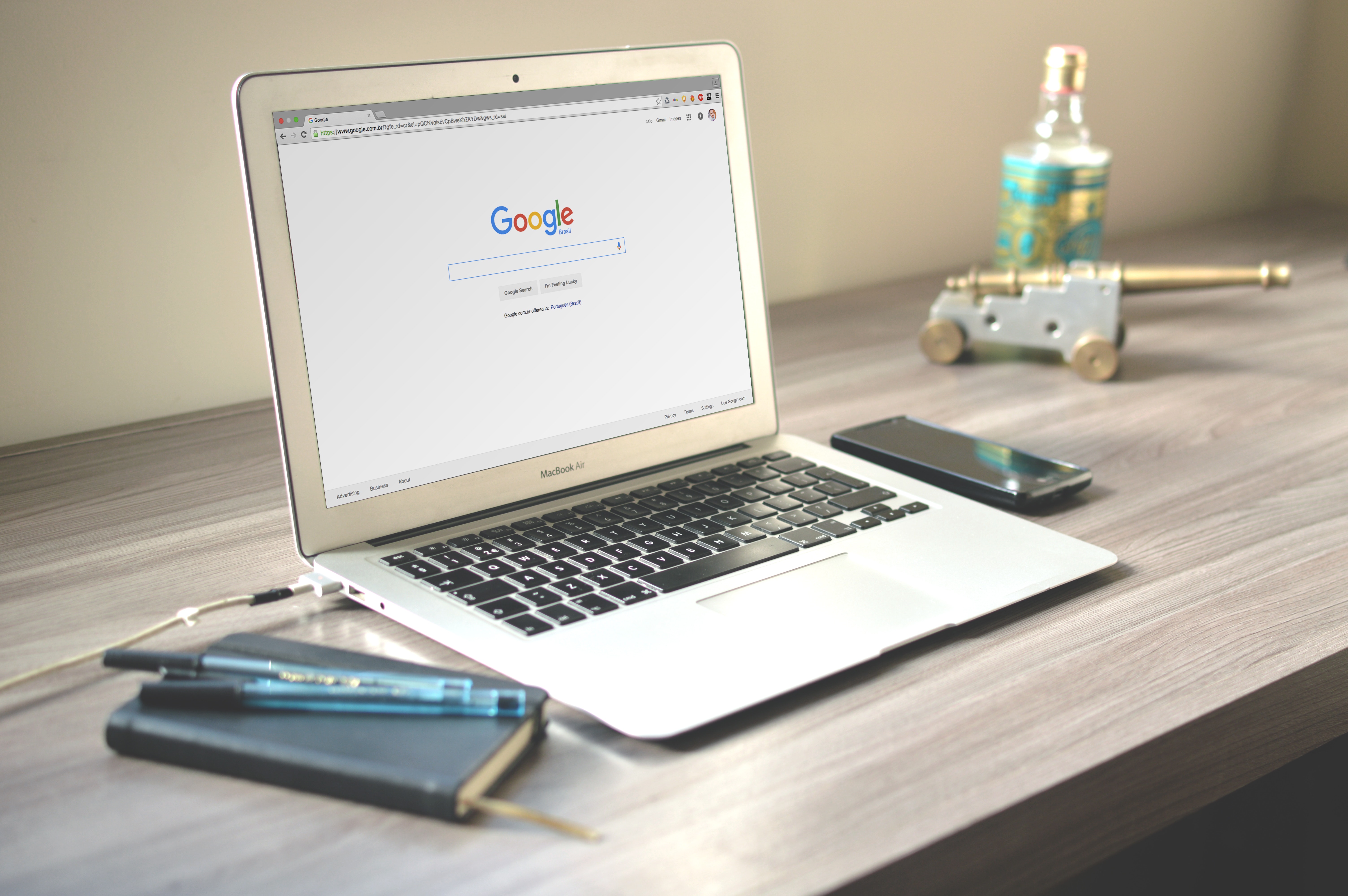 Google site on a laptop